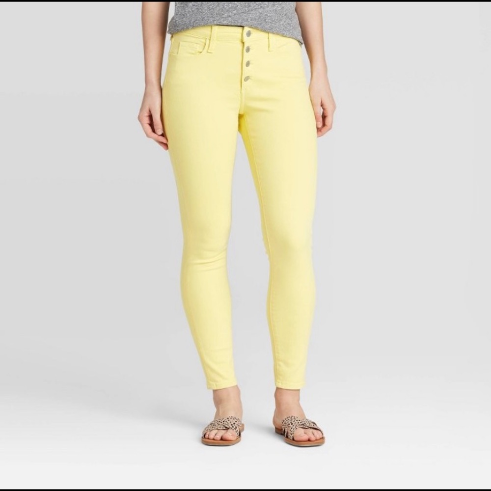Universal thread yellow high-rise skinny jeans